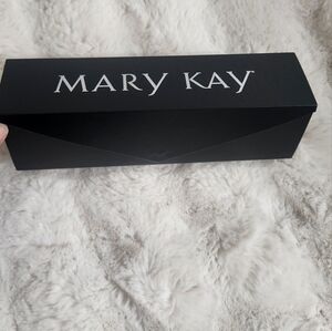 NEW Mary Kay Sleek Black Makeup Holder Packaging